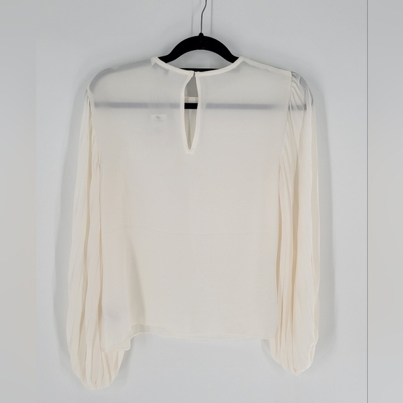 Express Pleated Balloon Sleeve Top - Ivory - Size M - Picture 5 of 5